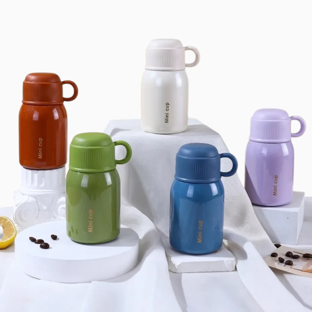 Gourde cafe isotherme design épuré acier inoxydable usage quotidien