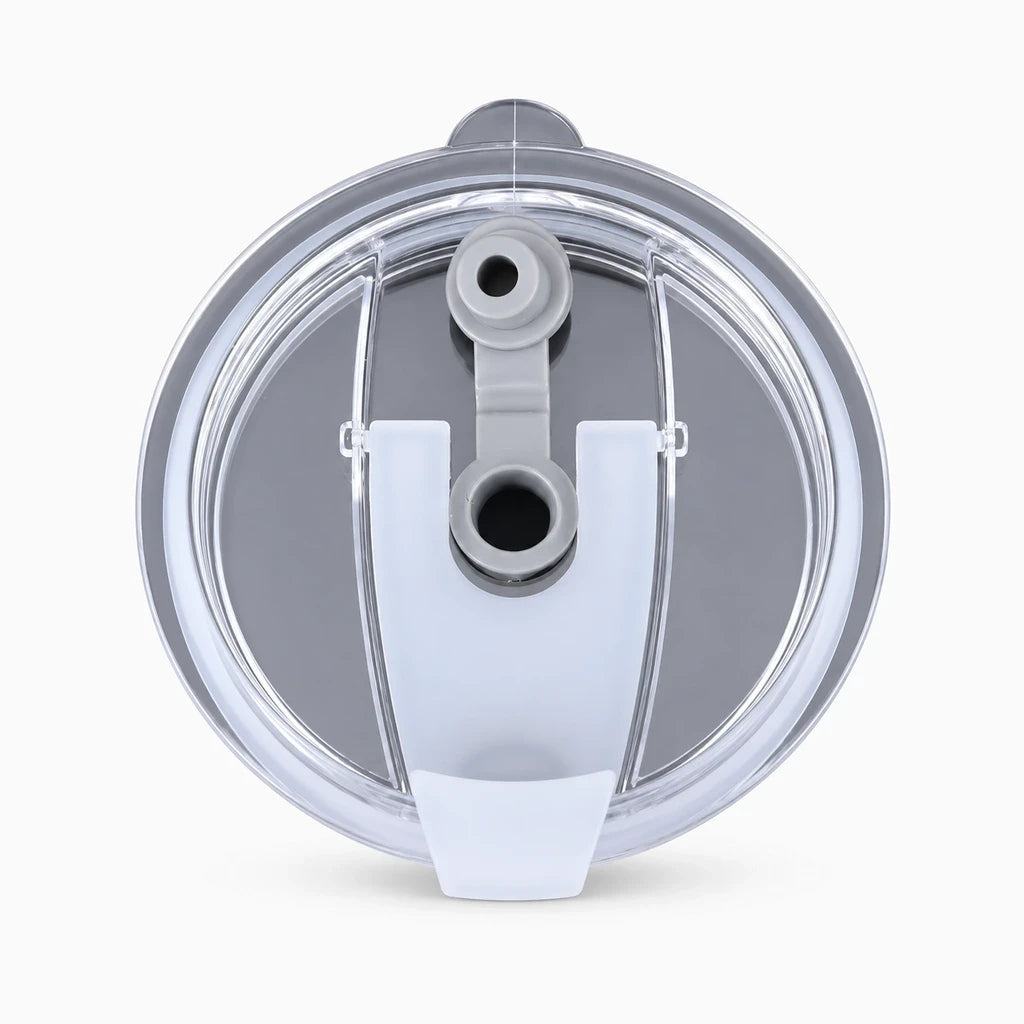 Couvercle isotherme 20oz posé sur tasse isolée, fonction anti-fuite