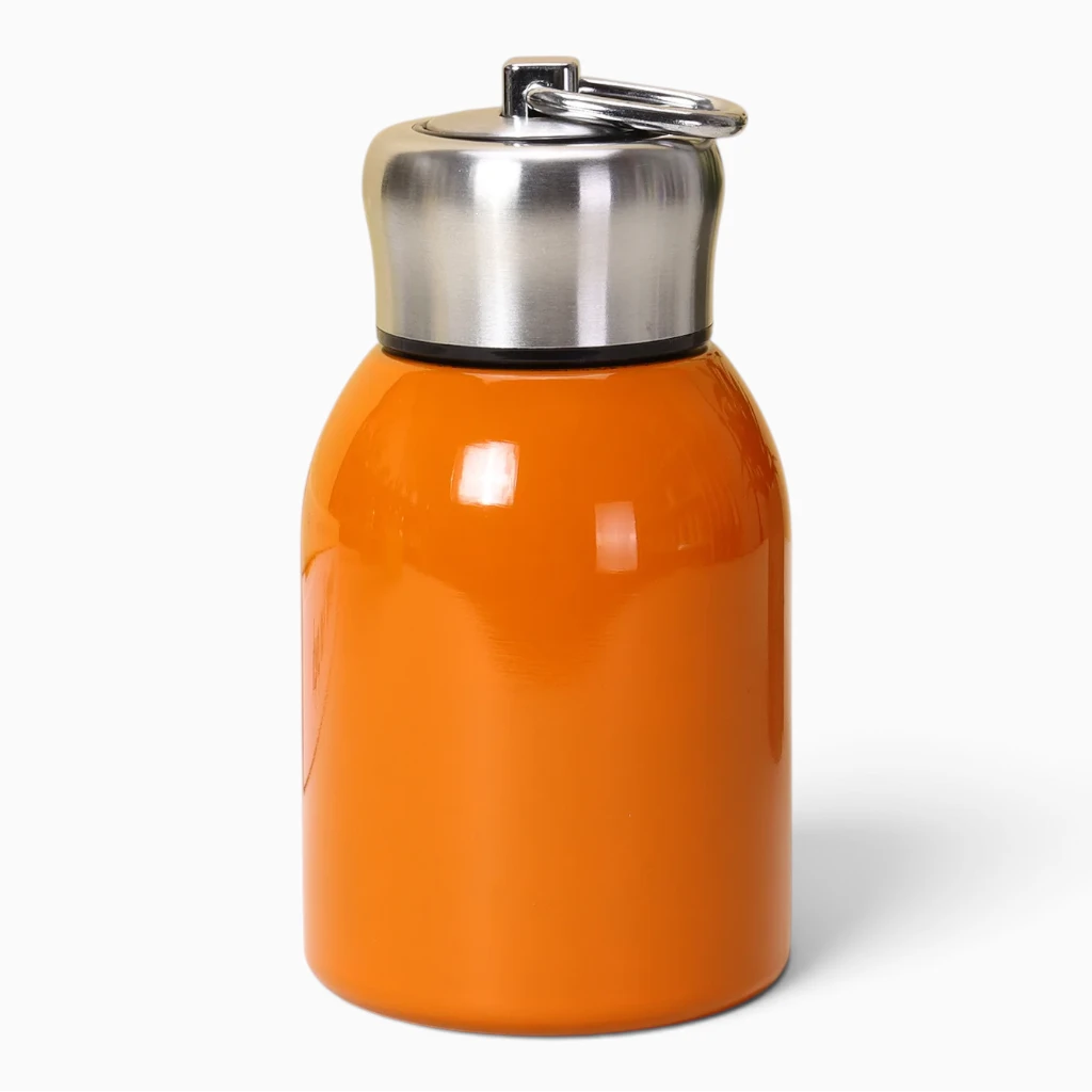 Bouteille isotherme inox, taille poche pour déplacements