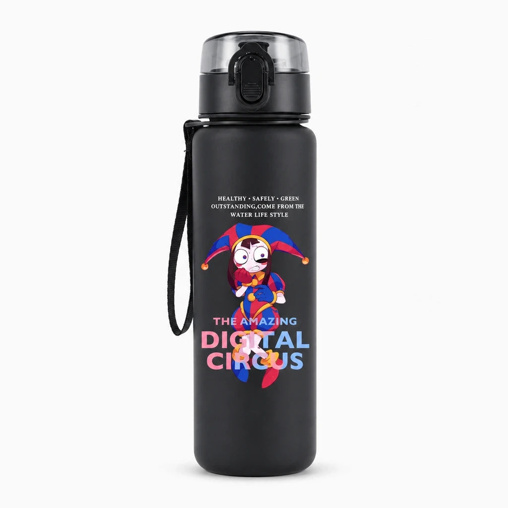 Gourde enfant 3 ans de 650 ml avec décor imprimé coloré, format compact adapté aux petites mains