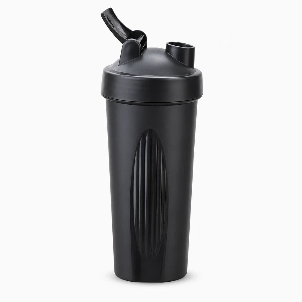 Gourde de sport 600 ml design épuré avec système shaker intégré pour préparation facile