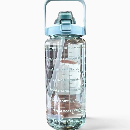 Grande gourde avec paille intégrée, capacité 2 litres, en plastique bleu avec graduations horaires