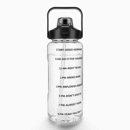 Gourde 2L avec paille, coloris vert, marquages temporels pour suivi hydratation quotidienne
