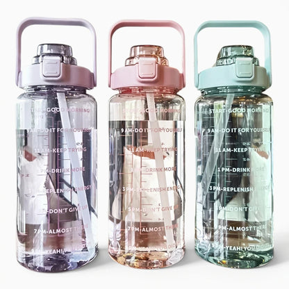 Grande gourde avec paille pour hydratation prolongée, quatre coloris disponibles, format portable