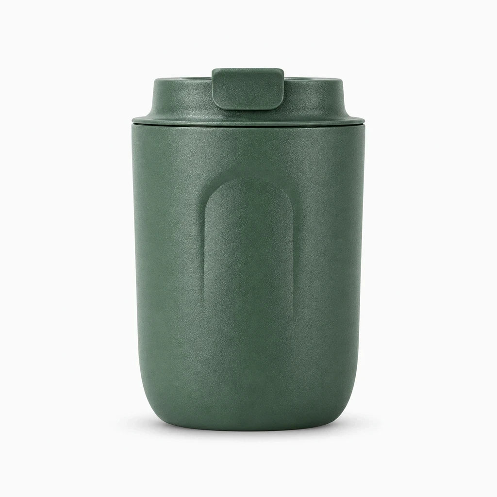 Détail de la double paroi sous vide du thermos mug café garantissant l'isolation thermique