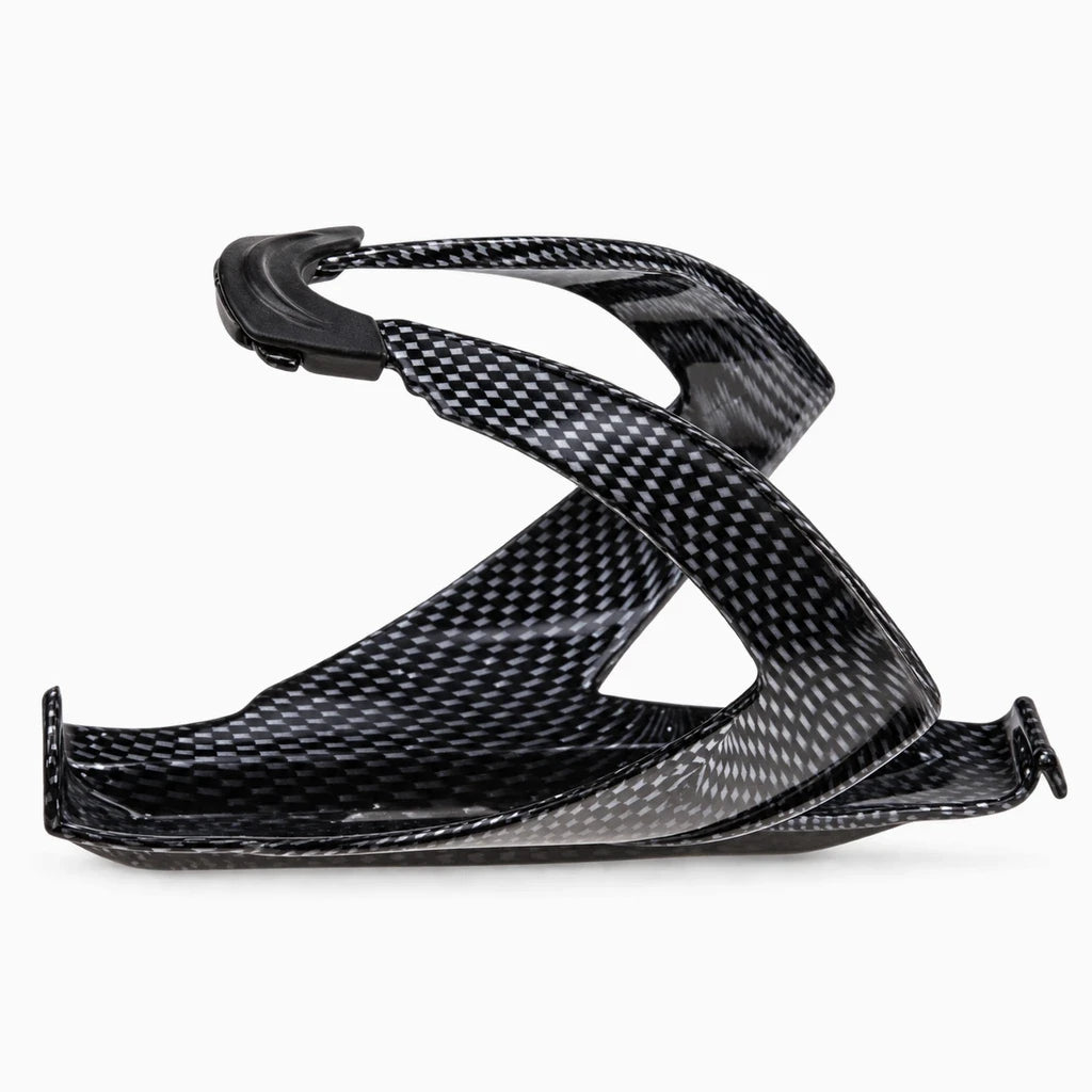 Accessoire porte bidon velo route en matière carbone résistante