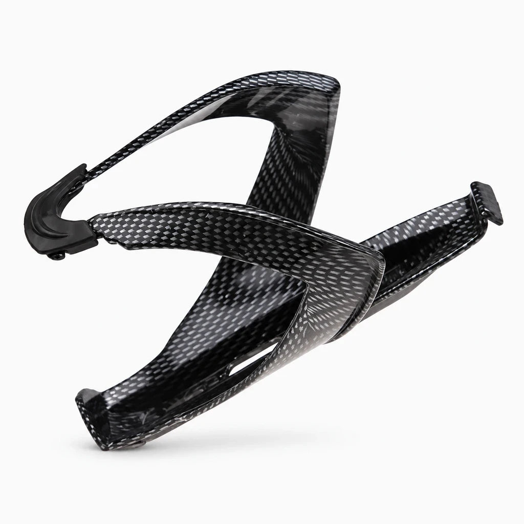 Maintien bidon standard sur cadre vélo route grâce fixation carbone
