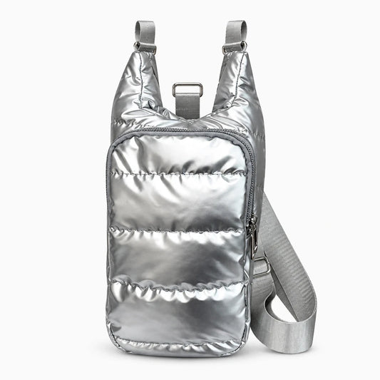 Sac porte-bouteille bandoulière porté en travers du buste, compartiment principal ouvert
