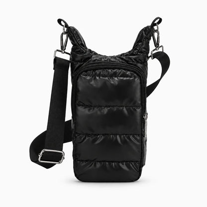Détail de la poche avant du porte gourde bandoulière pour petits objets et accessoires